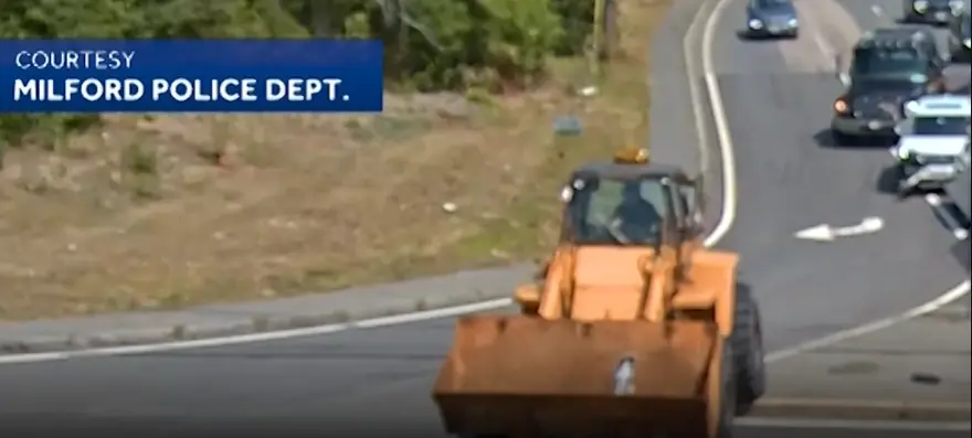 Video: 60,000-pound front end loader loses brakes, barrels down hill into traffic