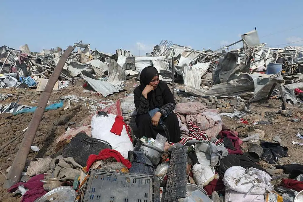 New Israeli strikes around Gaza kill 25 as famine announcement raises pressure