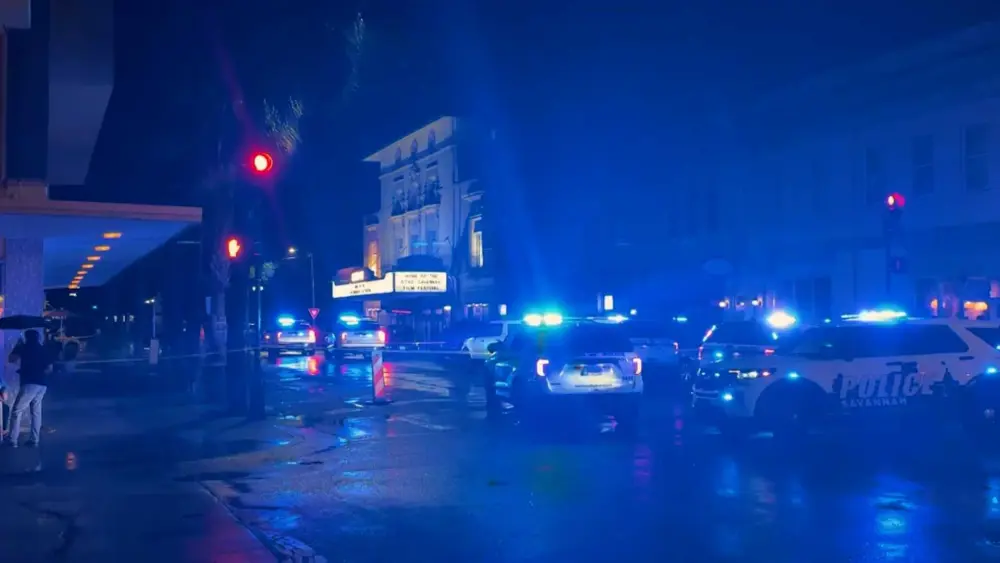 'Just being human': Ghost tour guides save shooting victim downtown