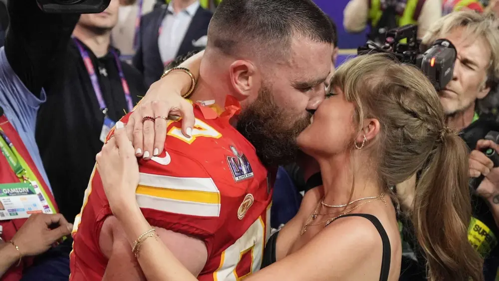 Taylor Swift announces engagement to Travis Kelce