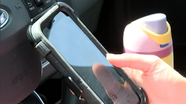 Hands Free: New driving laws go into effect in South Carolina in September