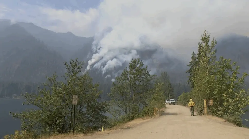 Two firefighters arrested by Border Patrol while battling Washington’s biggest wildfire