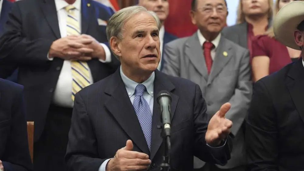 Texas governor signs new voting maps to gain five GOP seats in Congress in 2026