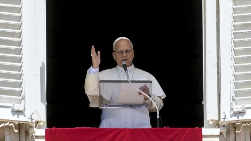 Pope demands end to 'pandemic of arms' as he prays for Minnesota shooting victims