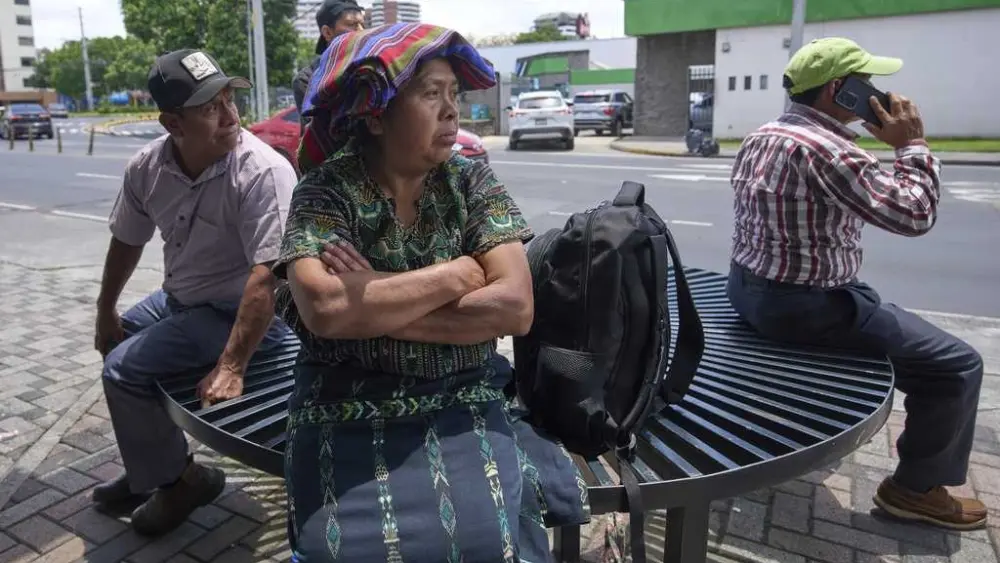 US judge bars government from sending Guatemalan children back, for now
