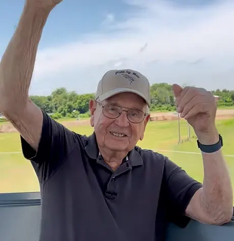 92-year-old grandpa wins internet's heart with dance videos