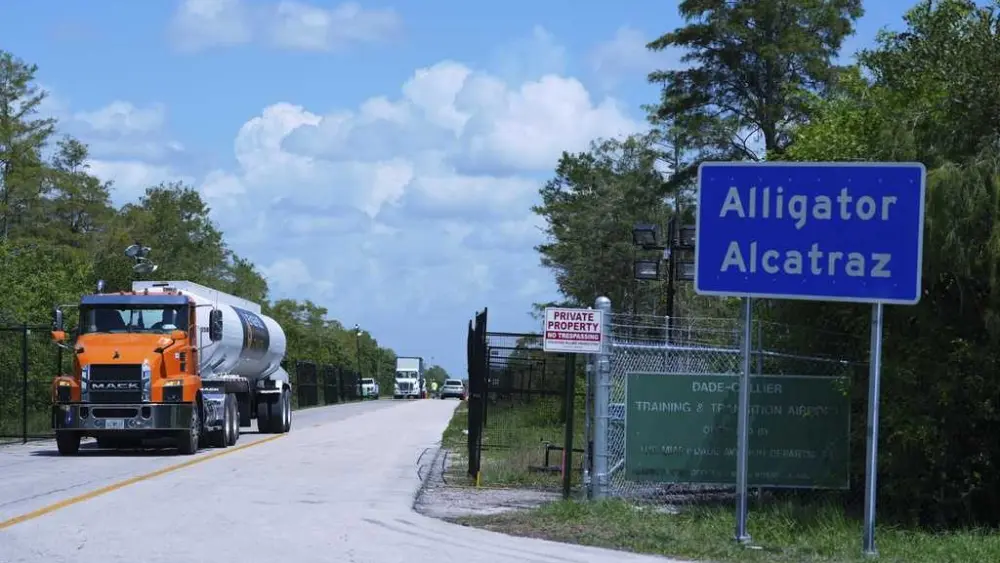 Appeals court panel stops order to wind down operations at 'Alligator Alcatraz' in Everglades