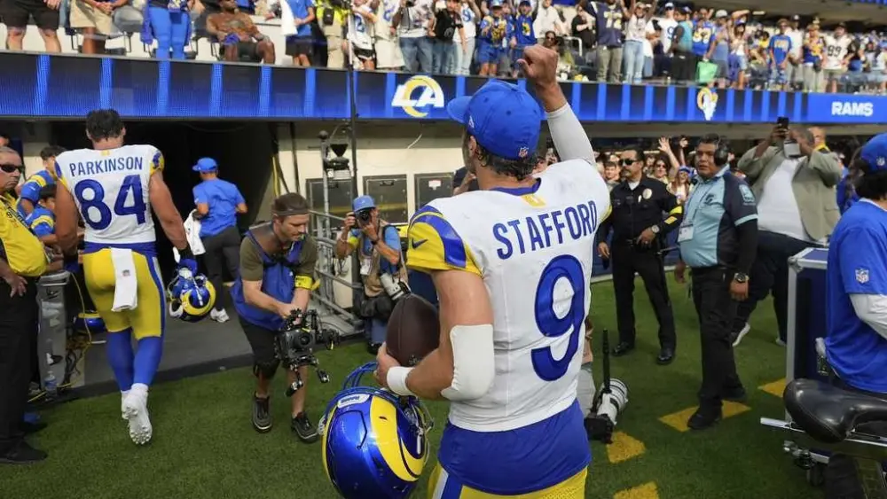 Rams' Matthew Stafford becomes 10th quarterback in NFL history with 60,000 yards
