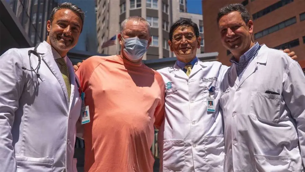 Man receives pig kidney in successful transplant, company says
