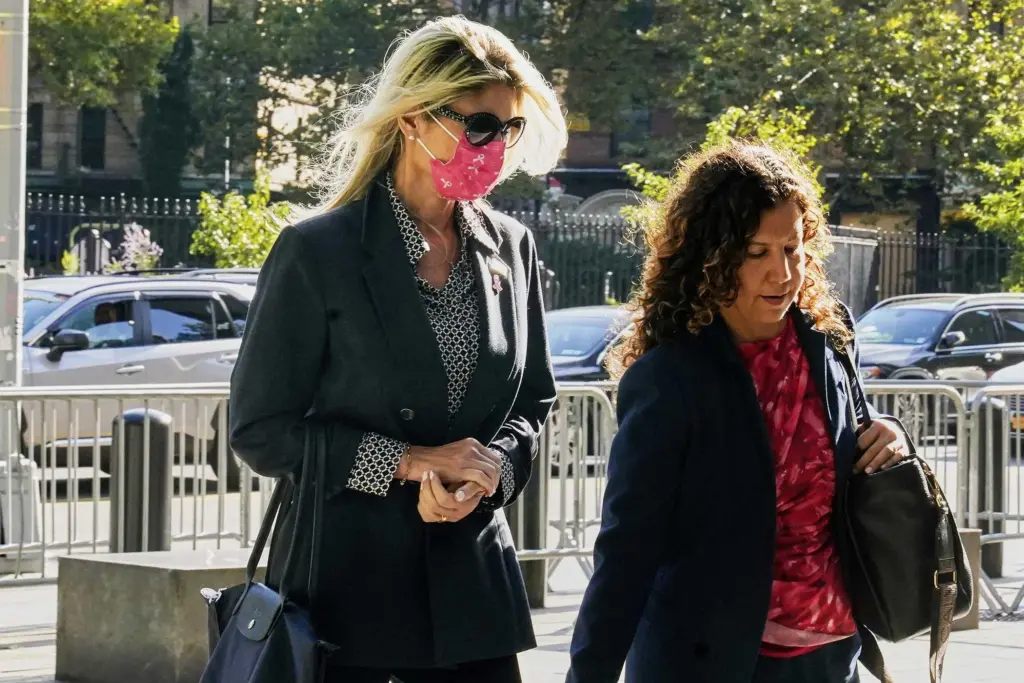Disgraced former Sen. Bob Menendez's wife sentenced for role in bribery scheme