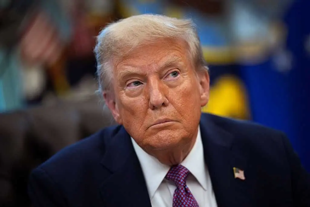 Appeals court rules Trump administration can end legal protections for more than 400,000 migrants