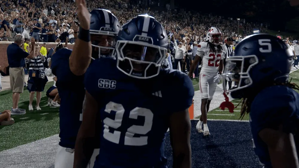 Arnold’s Late TD Lifts Georgia Southern to 41-34 Victory Over Jacksonville State