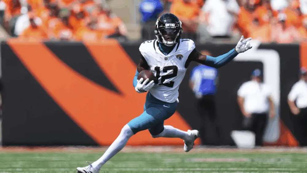 Jaguars rookie Travis Hunter sees more snaps on defense and commits key penalty in loss to Bengals