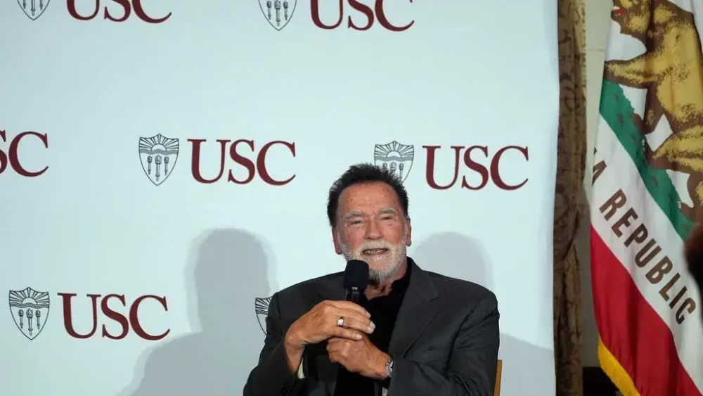 Arnold Schwarzenegger enters fight on US House control, urges vote against new California districts
