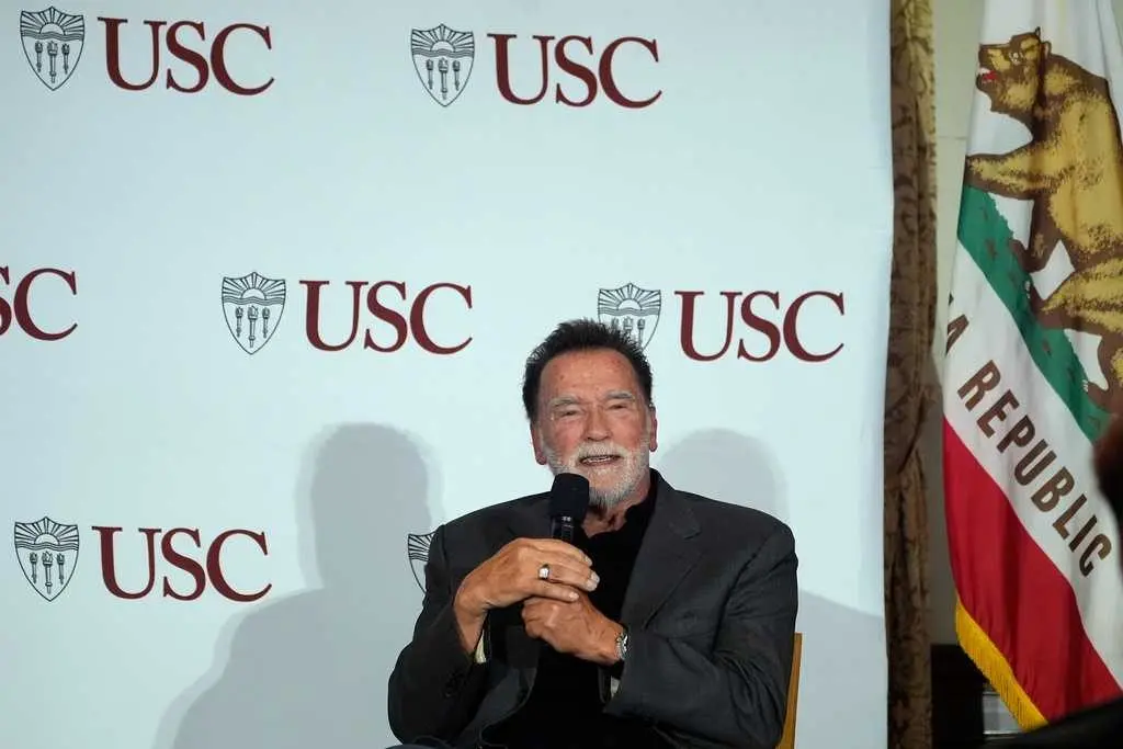 Arnold Schwarzenegger enters fight on US House control, urges vote against new California districts