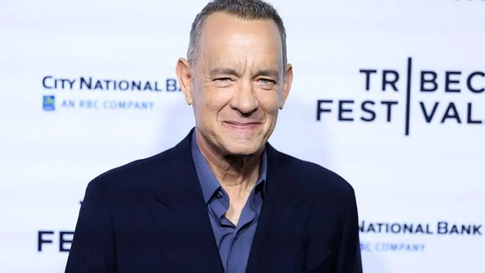 Tom Hanks makes good on a promise to a typewriter shop in Oregon