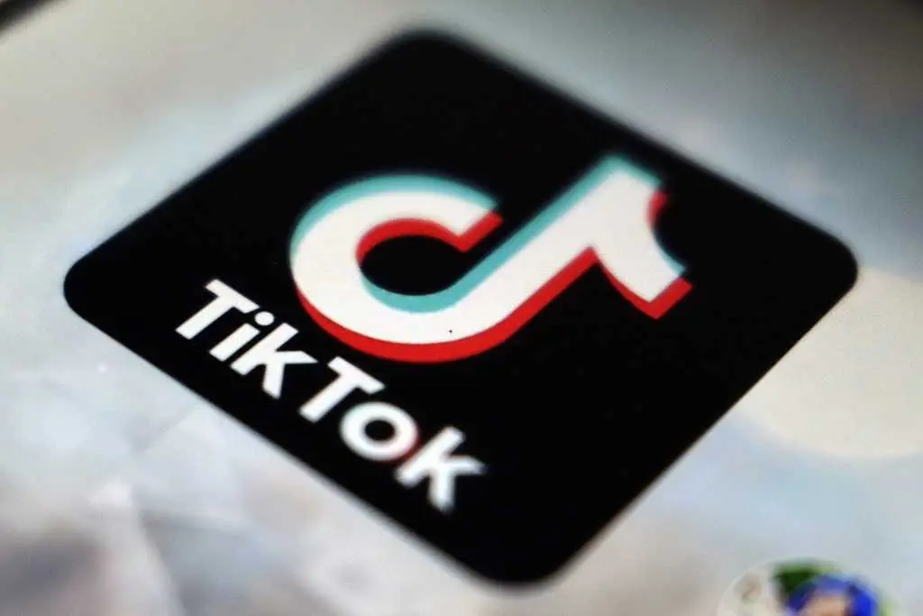 Trump reveals Murdochs and Dell could potentially take part in TikTok deal