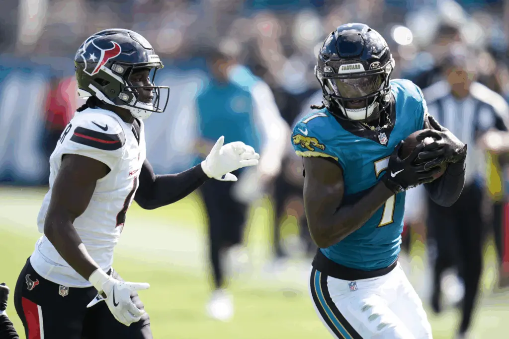 Brian Thomas Jr. comes up big late as the Jaguars send the Texans to 0-3 with a 17-10 victory
