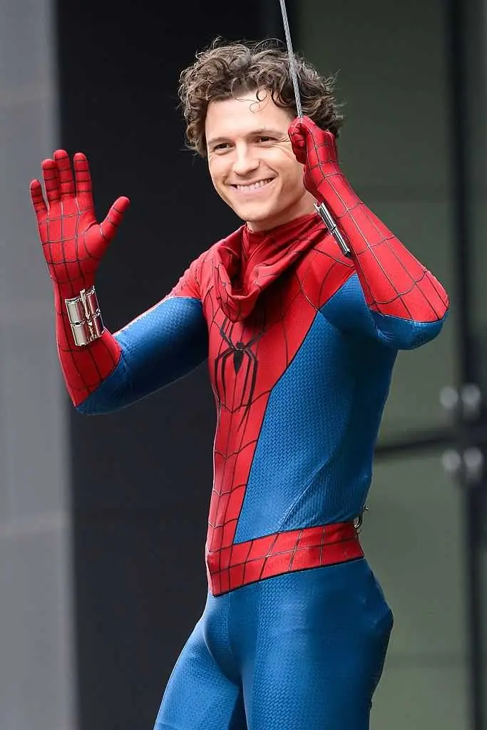 Tom Holland takes a break from filming latest ‘Spider-Man’ movie after suffering a concussion