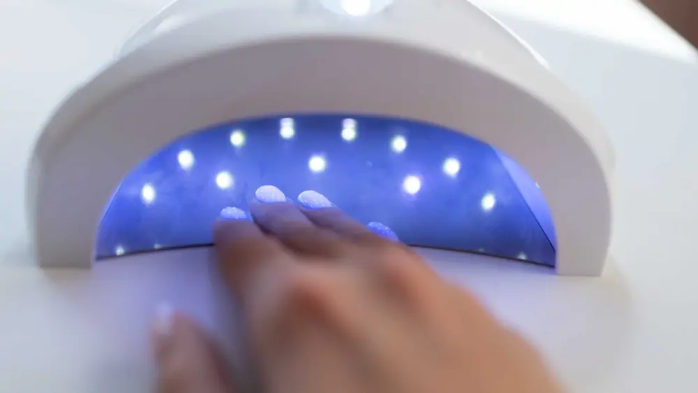 'Like a tanning bed for your nails': Boston doctor sounds alarm over gel manicures