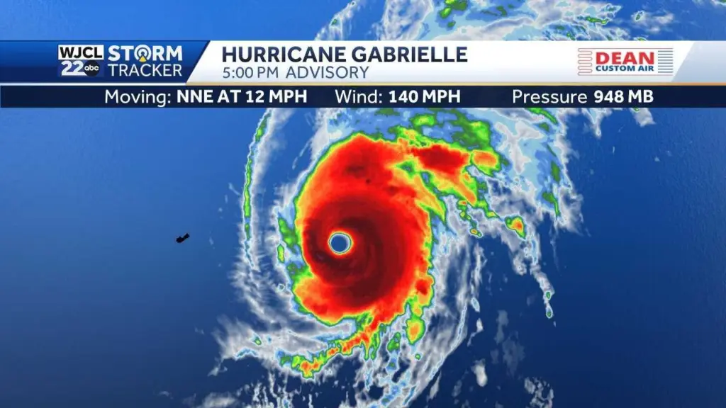 gabrielle-eye-68d1f10b9b262