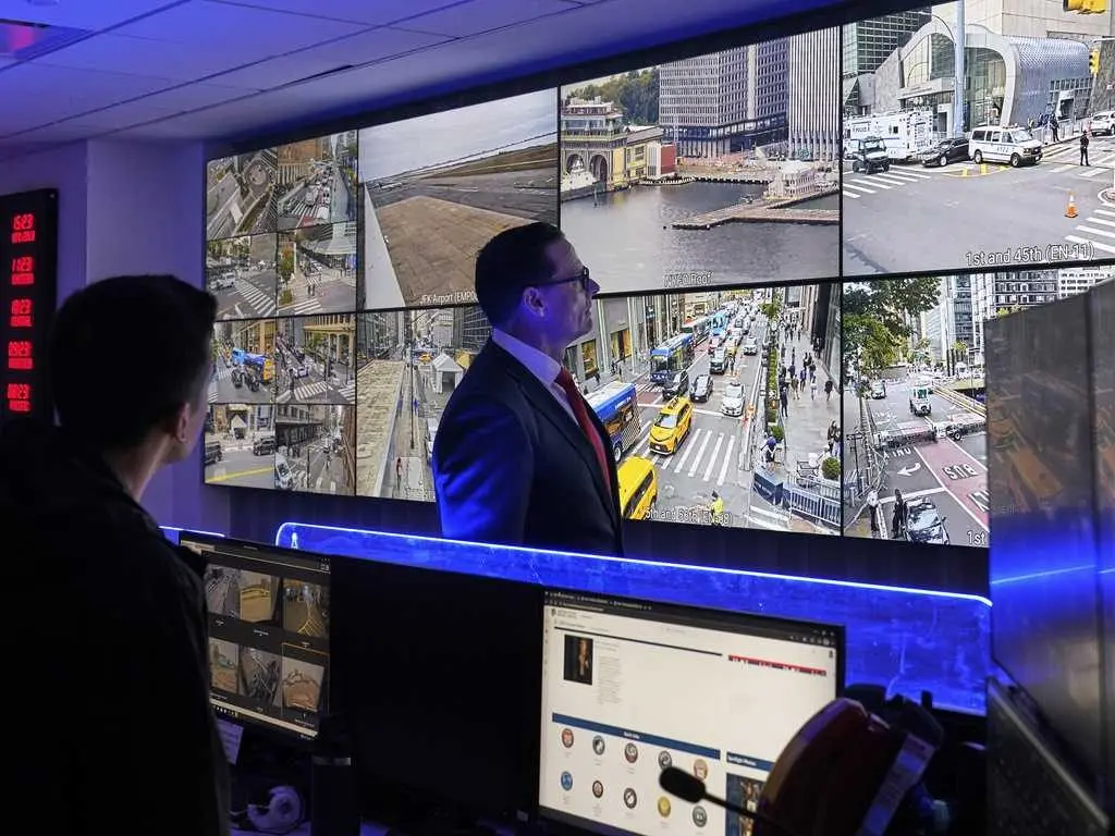 Secret Service dismantles telecom threat around UN capable of crippling cell service in NYC