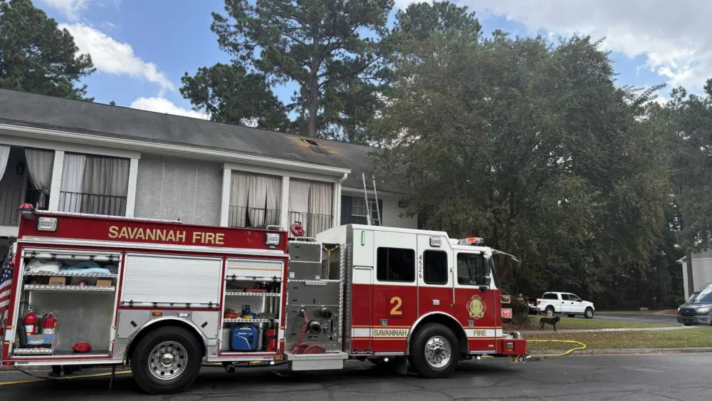 Crews responding to multi-story residential fire in Savannah