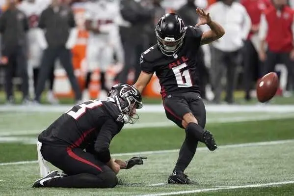Report: Former Georgia Southern kicker Younghoe Koo signs with Giants