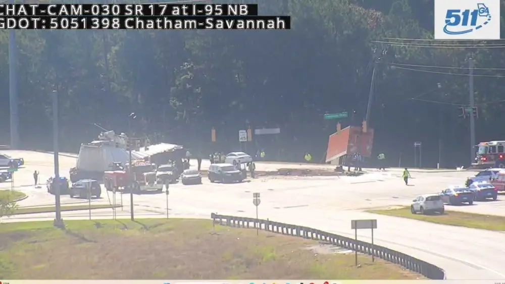 Semi truck crash shuts down major road in Savannah