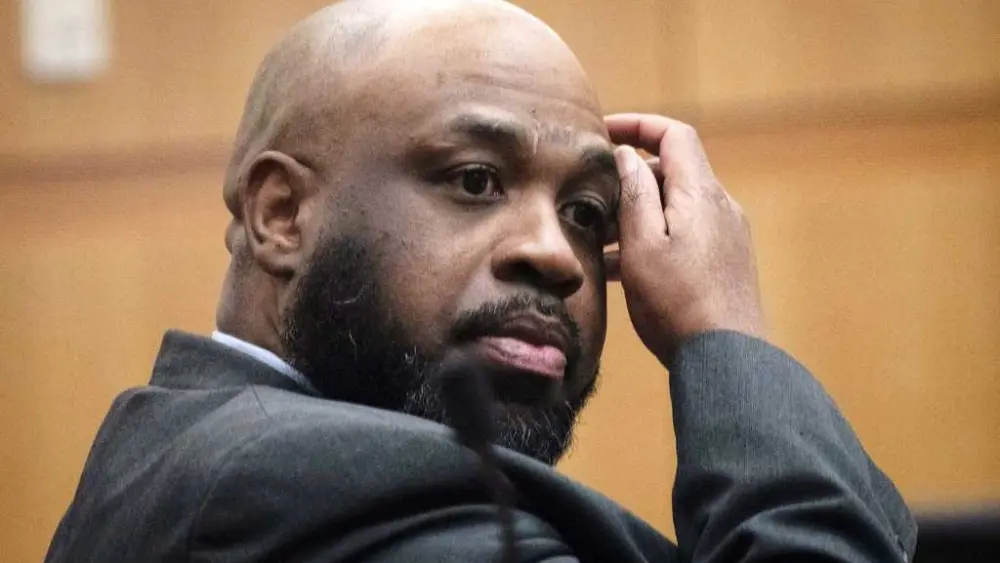 Arizona jury convicts man in string of shootings that left 8 dead