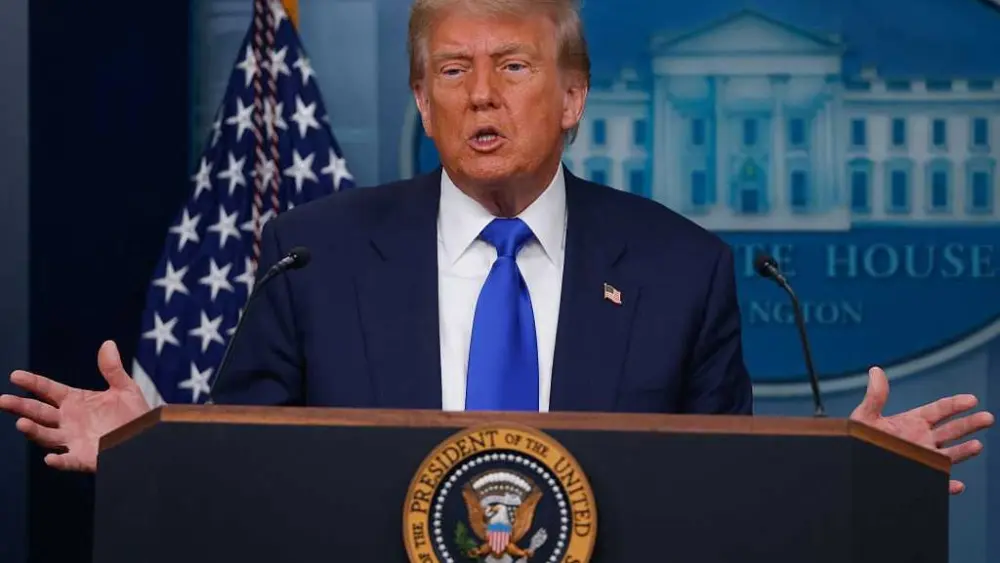 Trump asks Supreme Court to uphold restrictions he wants to impose on birthright citizenship