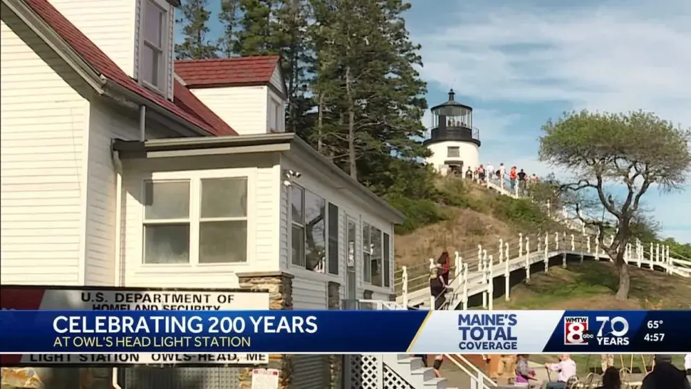 Maine lighthouse celebrates 200th birthday