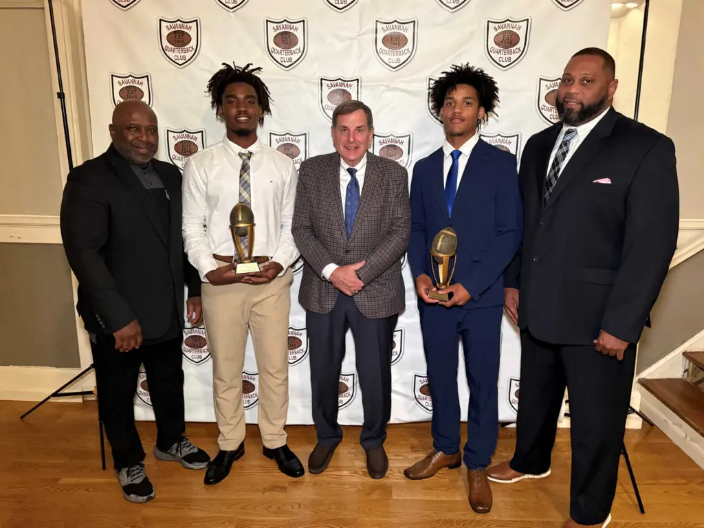 Savannah Quarterback Club honors Offensive, Defensive Players of the Week for week 4