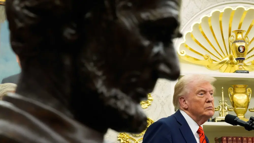 President Trump reveals renovated Lincoln Bedroom bathroom as his White House remodel continues