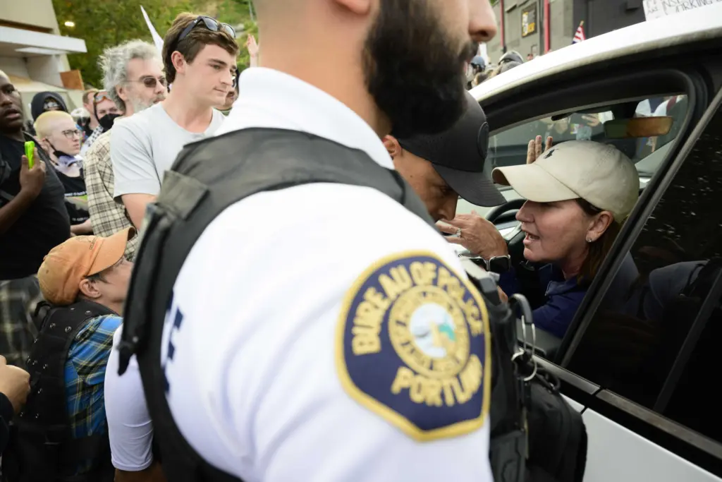 Judge to decide whether to temporarily block Trump's National Guard deployment in Oregon