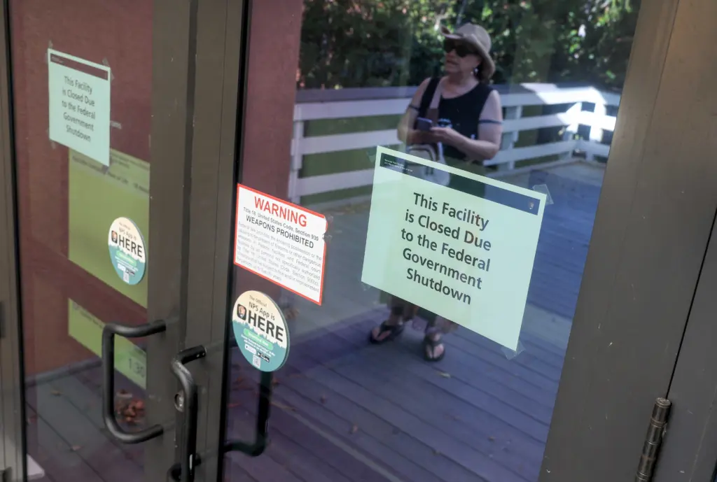 From courts to parks: the nationwide impact of the federal government shutdown