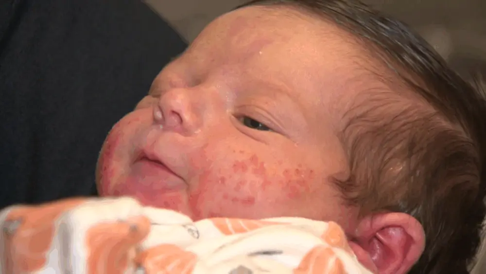 ‘It’s happening now’: Baby born in parking lot of fire department