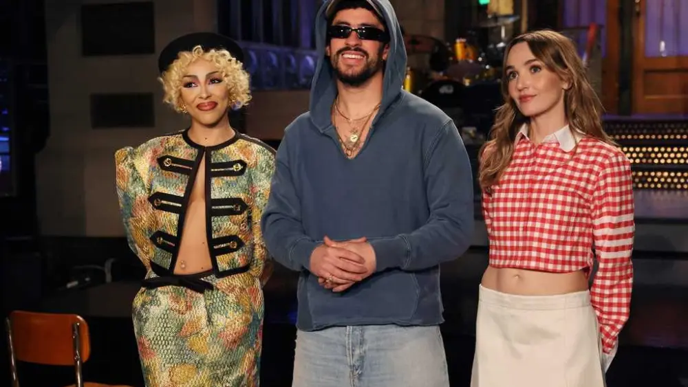 Bad Bunny kicks off 'SNL' 51st season