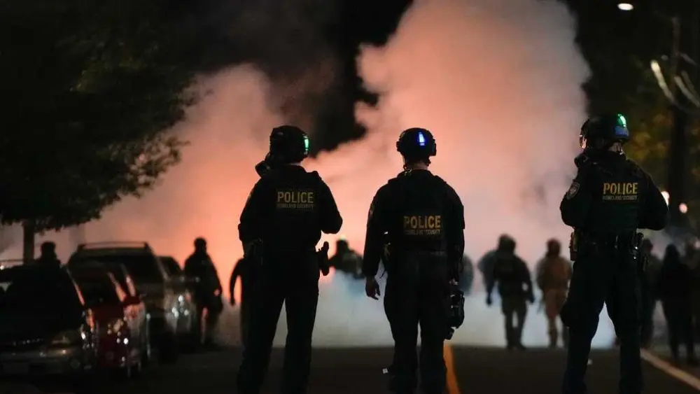 Democratic governors vow court fight after Trump sends California National Guard members to Oregon