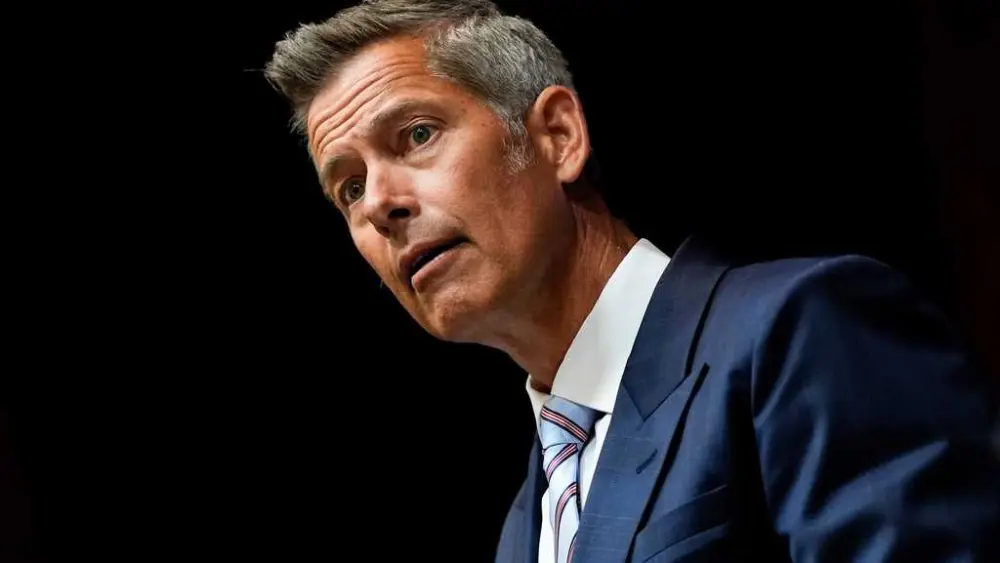 Transportation secretary says government shutdown adds stress on air traffic controllers