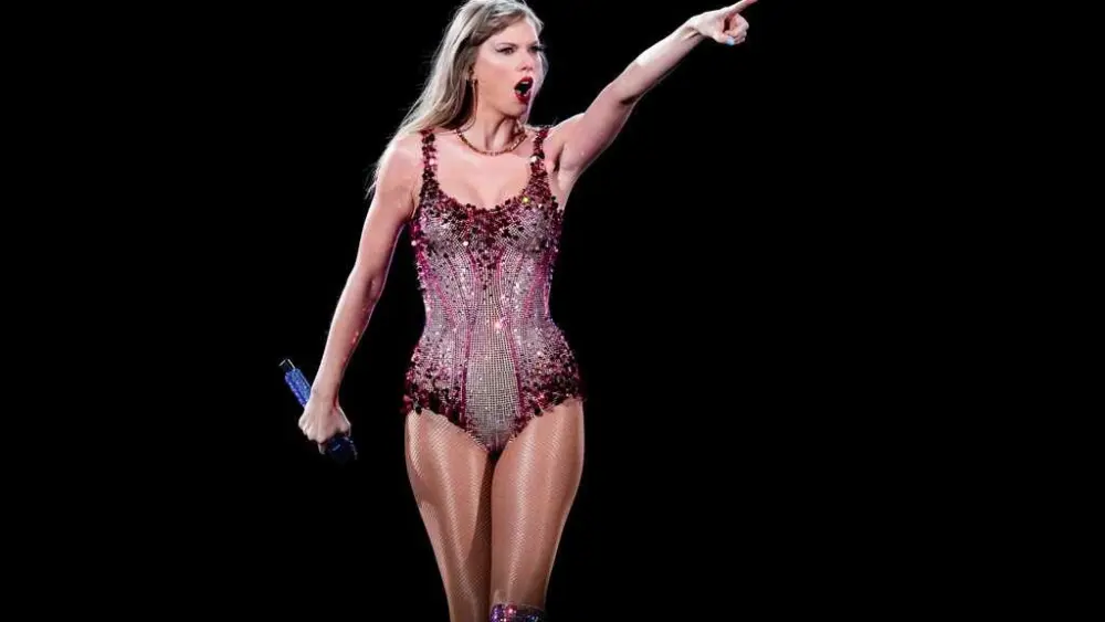 No, Taylor Swift did not turn down the 2026 Super Bowl halftime show