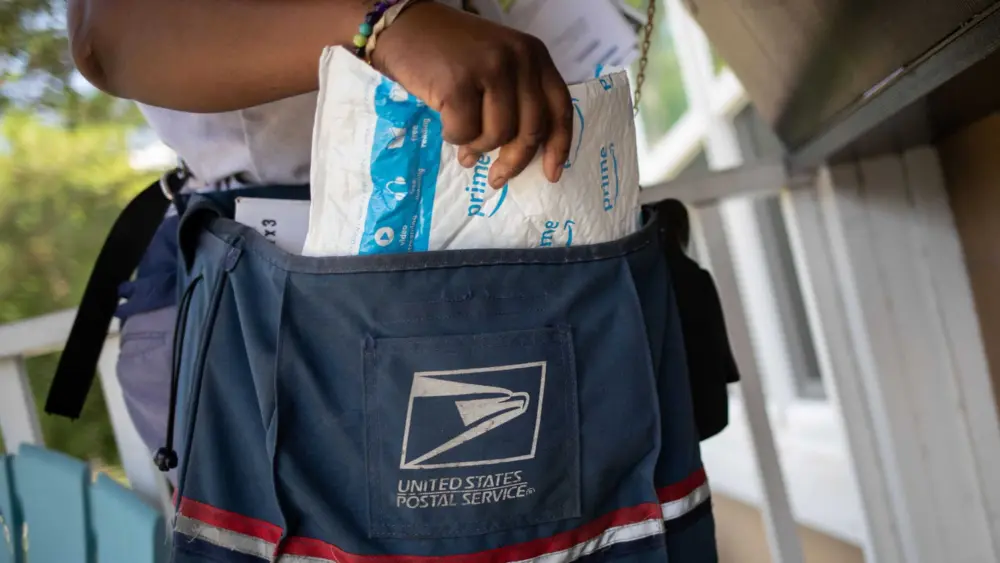 Texas woman who claims Postal Service intentionally withheld her mail takes case to Supreme Court