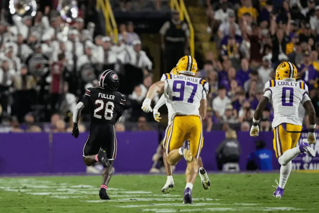 Nussmeier’s big night leads LSU past South Carolina, 20–10