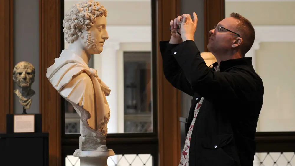 Once-secret Emperor Commodus' passage to Rome's Colosseum opens to public for the first time