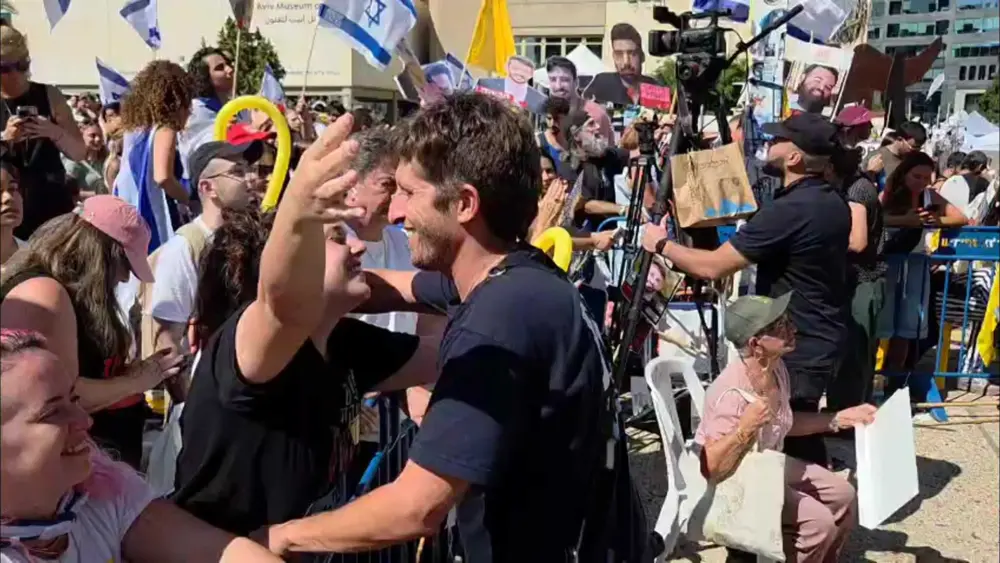 VIDEO: Hostages reunite with their families, friends in Israel