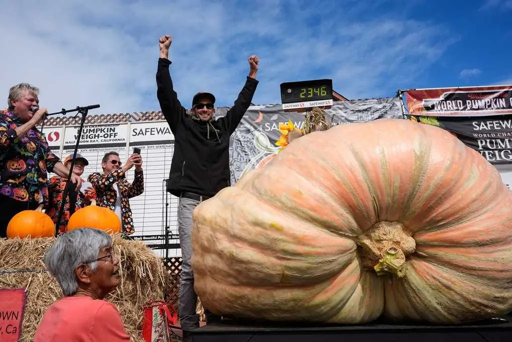California engineer wins World Championship Pumpkin Weigh-Off with 2,346-pound gourd