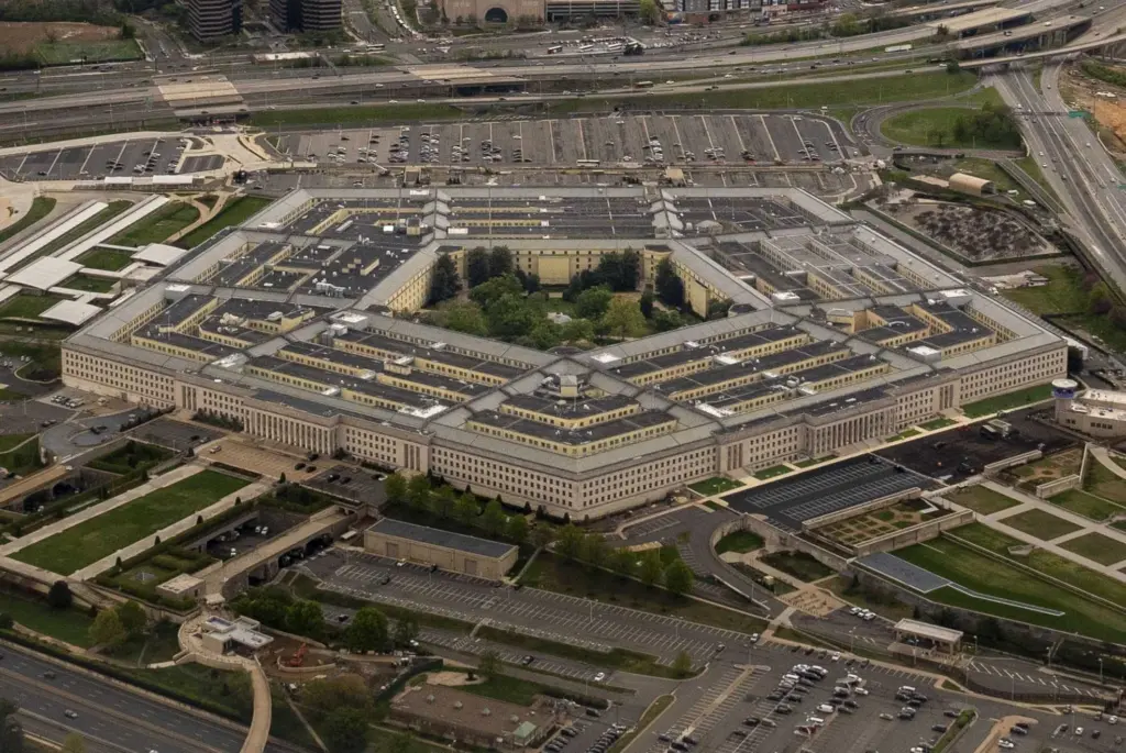 Media outlets refuse to sign Pentagon’s press access rules