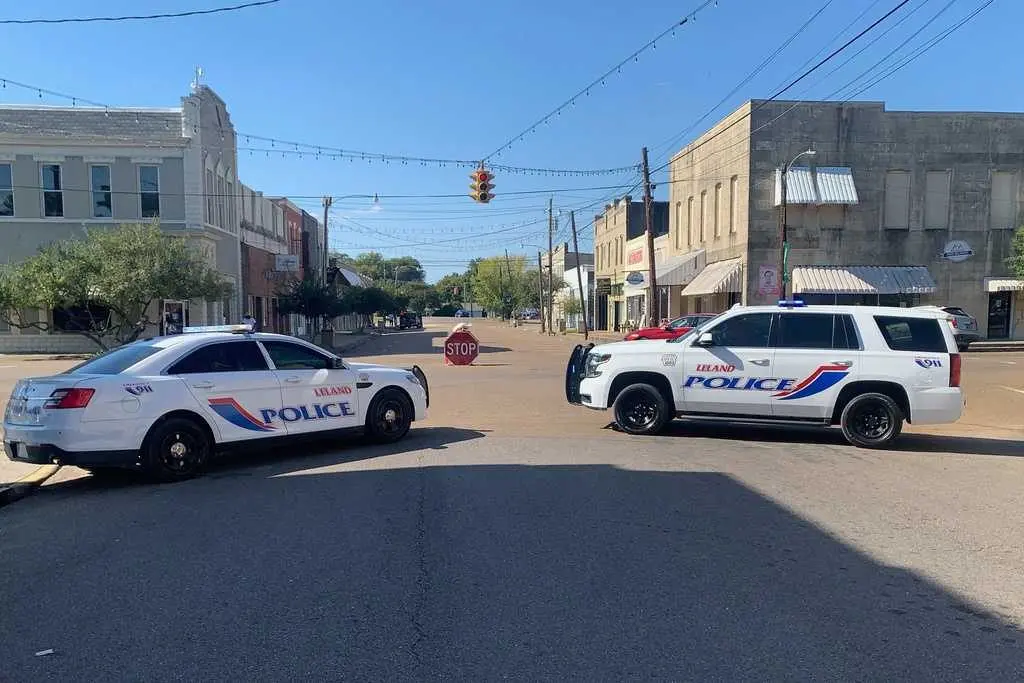 FBI: 4 arrests made in connection with mass shooting that left 6 dead in Mississippi