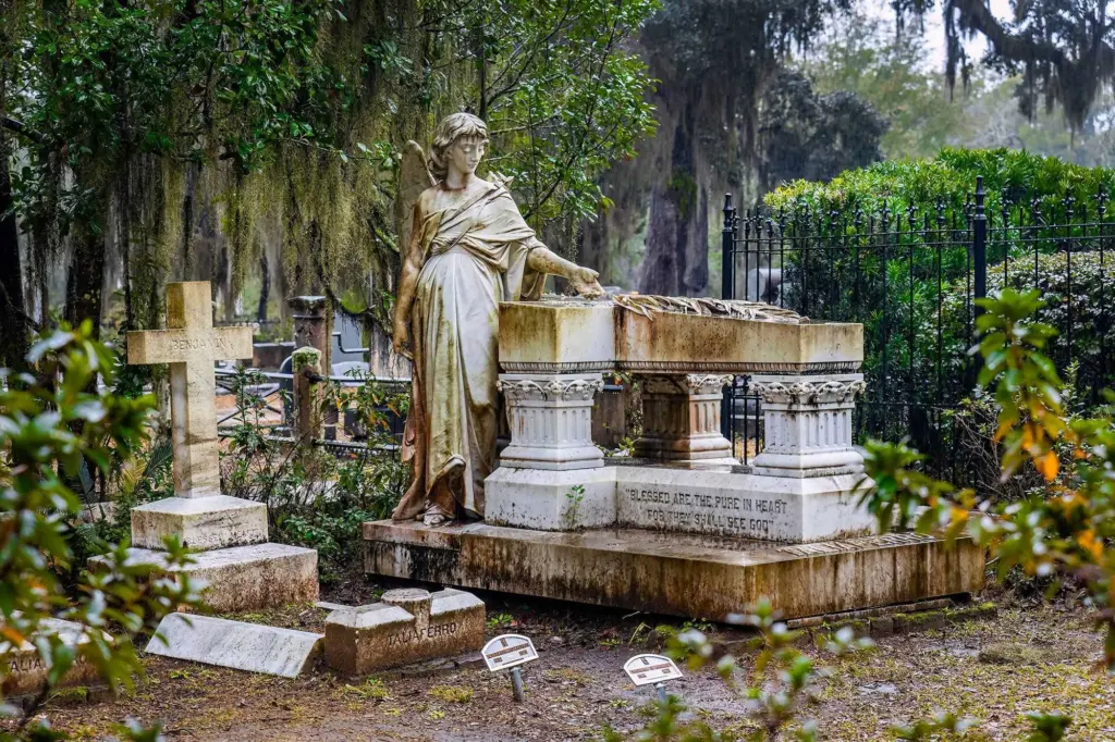 America's Spookiest Destinations: Why Savannah, 2 other cities still scare us