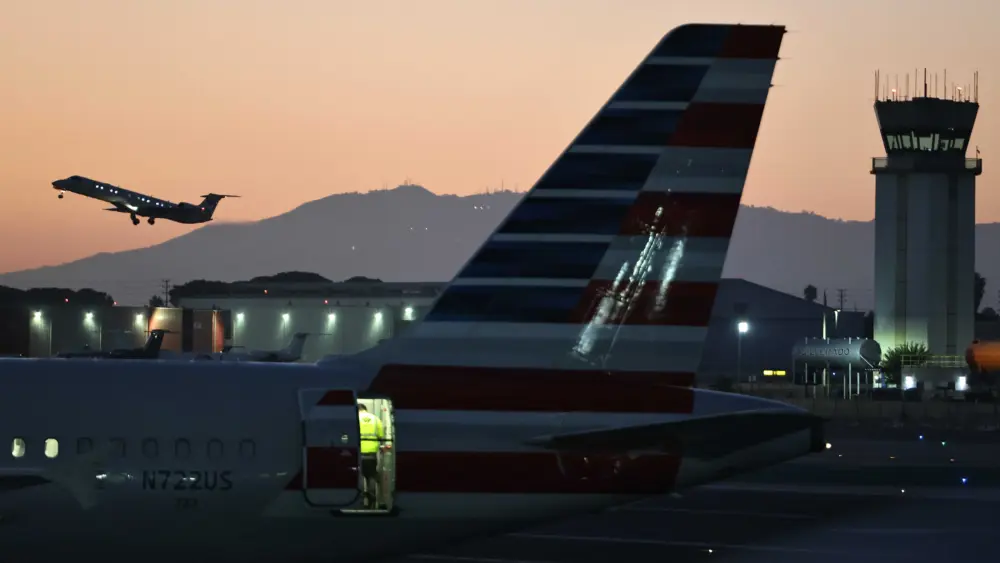 Some essential federal workers to receive partial paychecks, face financial burden amid shutdown